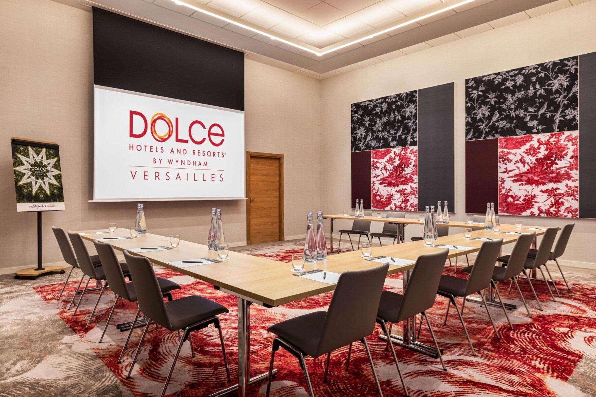 Dolce By Wyndham Versailles - Domaine Du Montcel Jouy-en-Josas Exterior photo